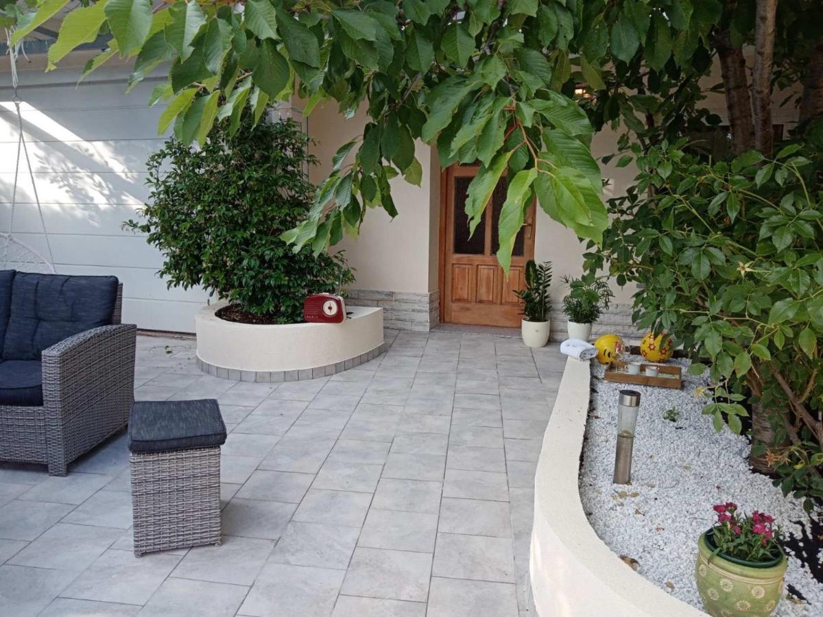 Villa Nona Tamara With Astonishing Sea & Mountains View Брибир Екстериор снимка
