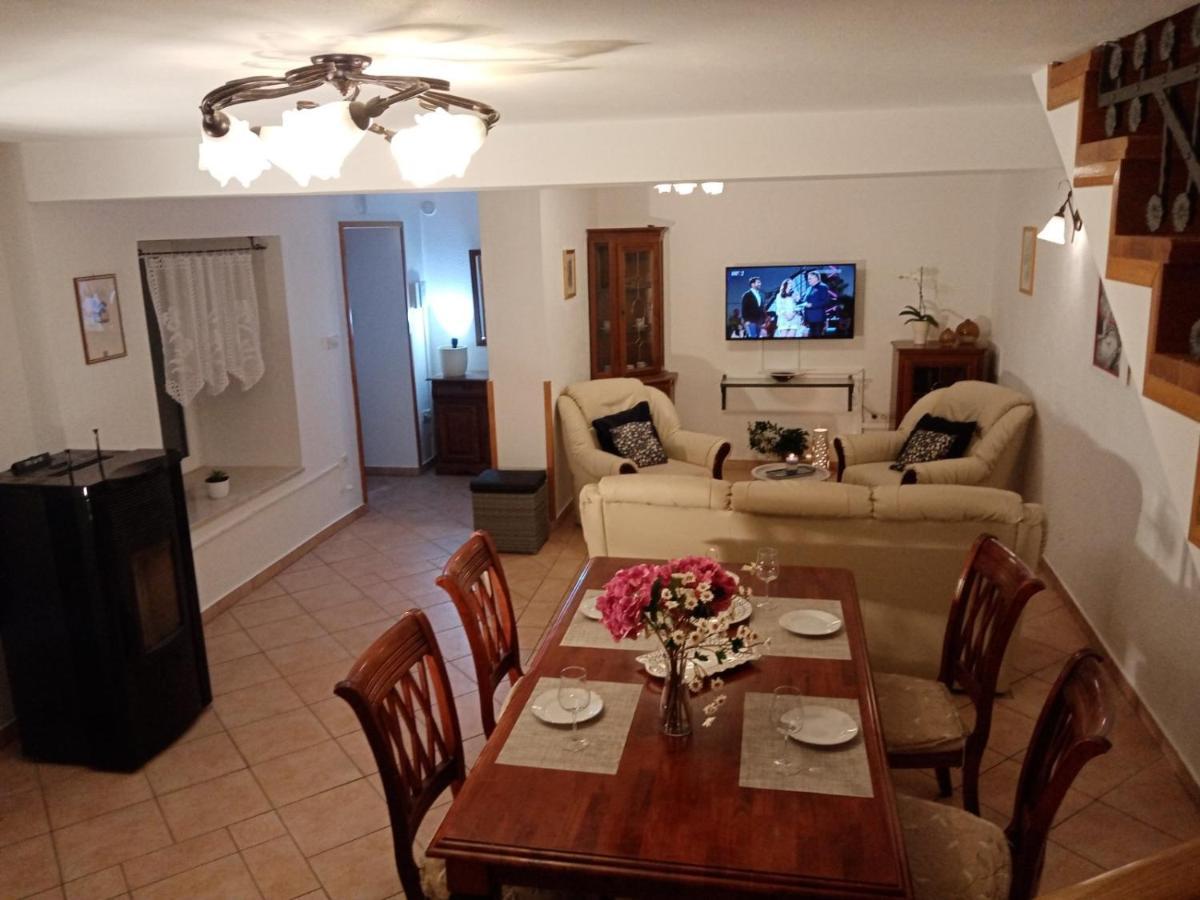 Villa Nona Tamara With Astonishing Sea & Mountains View Брибир Екстериор снимка