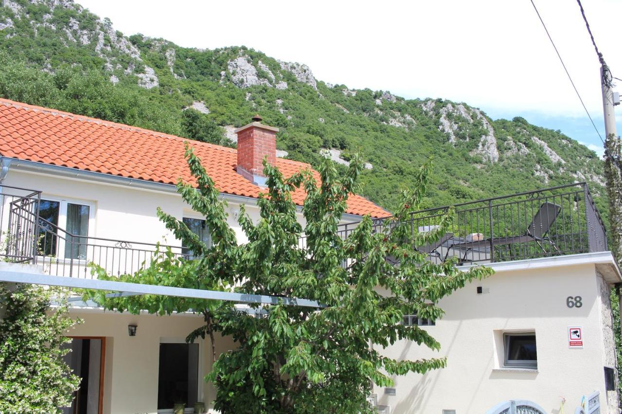 Villa Nona Tamara With Astonishing Sea & Mountains View Брибир Екстериор снимка